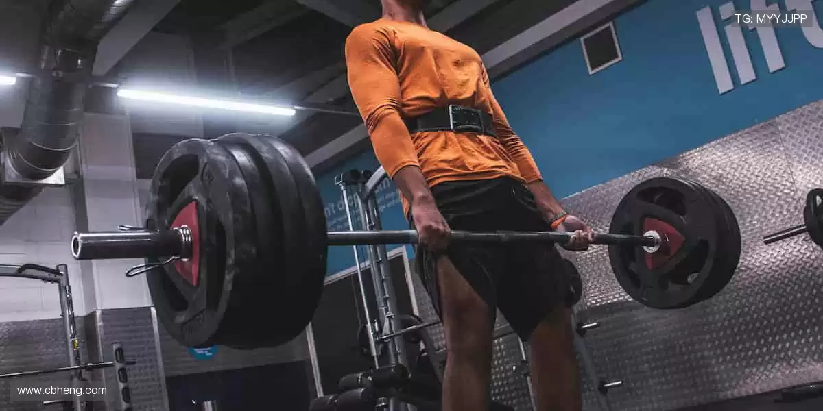 专业解说全程相伴，观赛体验升级不止🌟